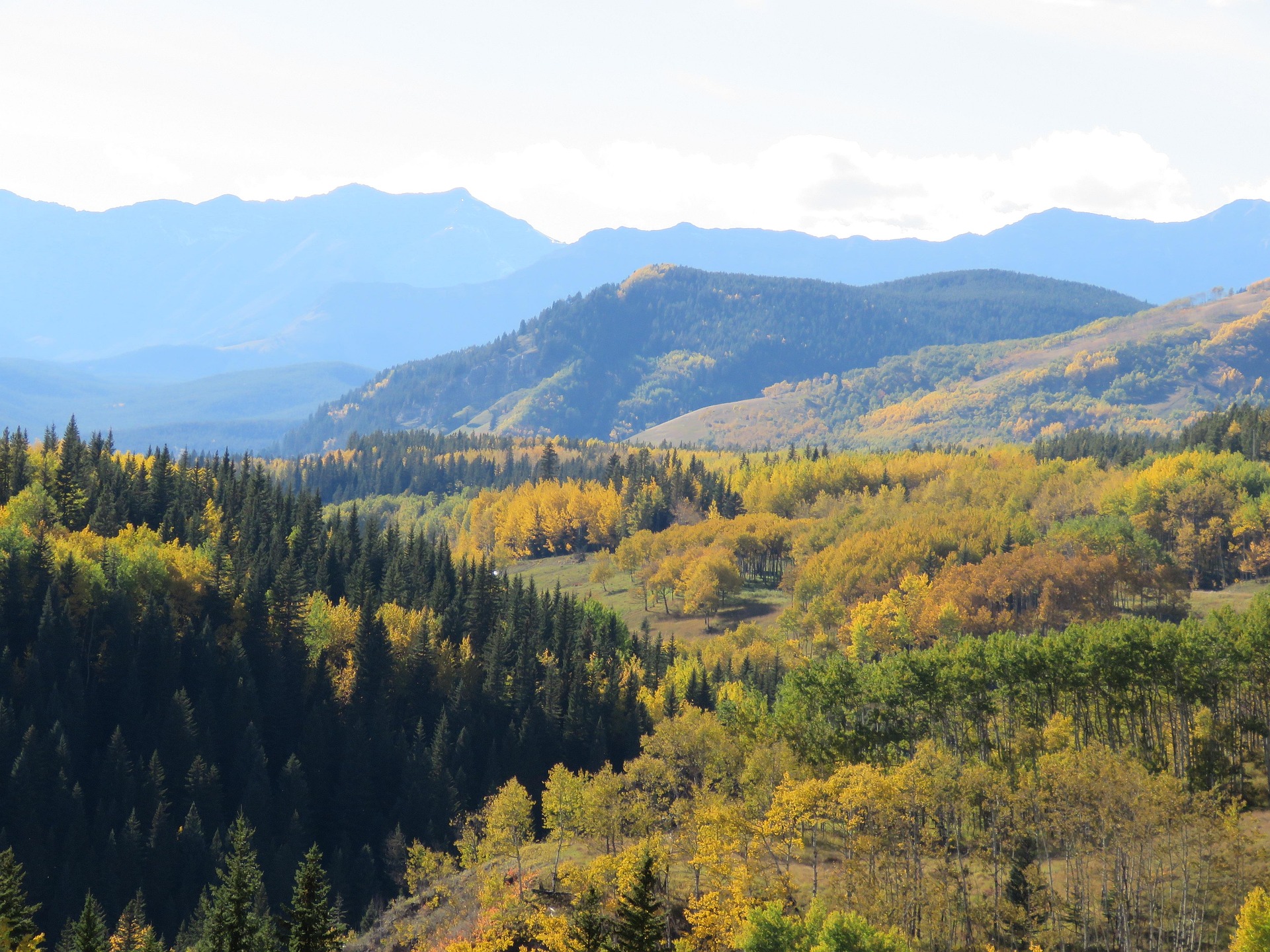 Wooded foothills in autumn colors